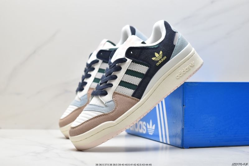 Adidas Sneakers